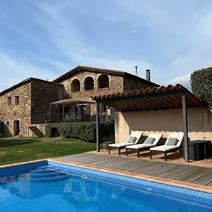 Masia Quelet La Vall de Bianya